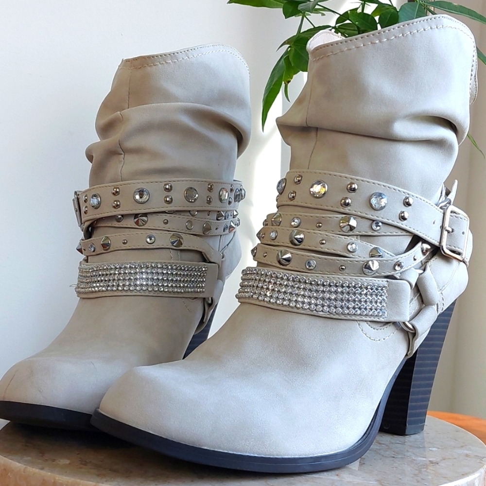 Sexy Boots 11W Daisy Fuentes 😍 💕